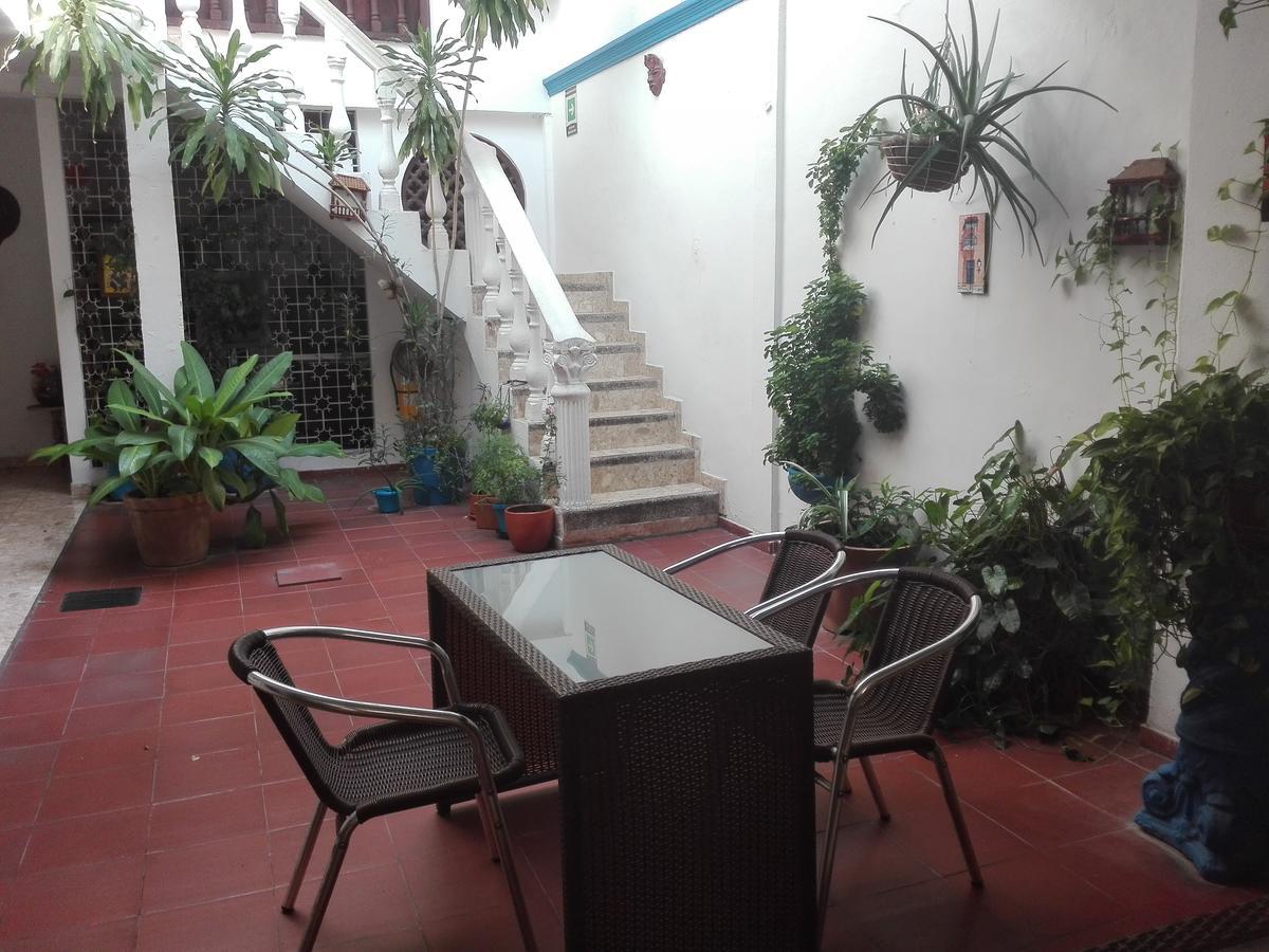 Hotel El Pedregal 3*