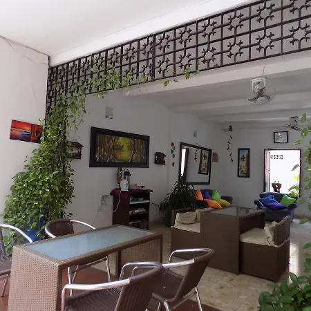 El Pedregal Hotel 3*