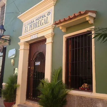 El Pedregal Hotel 3*